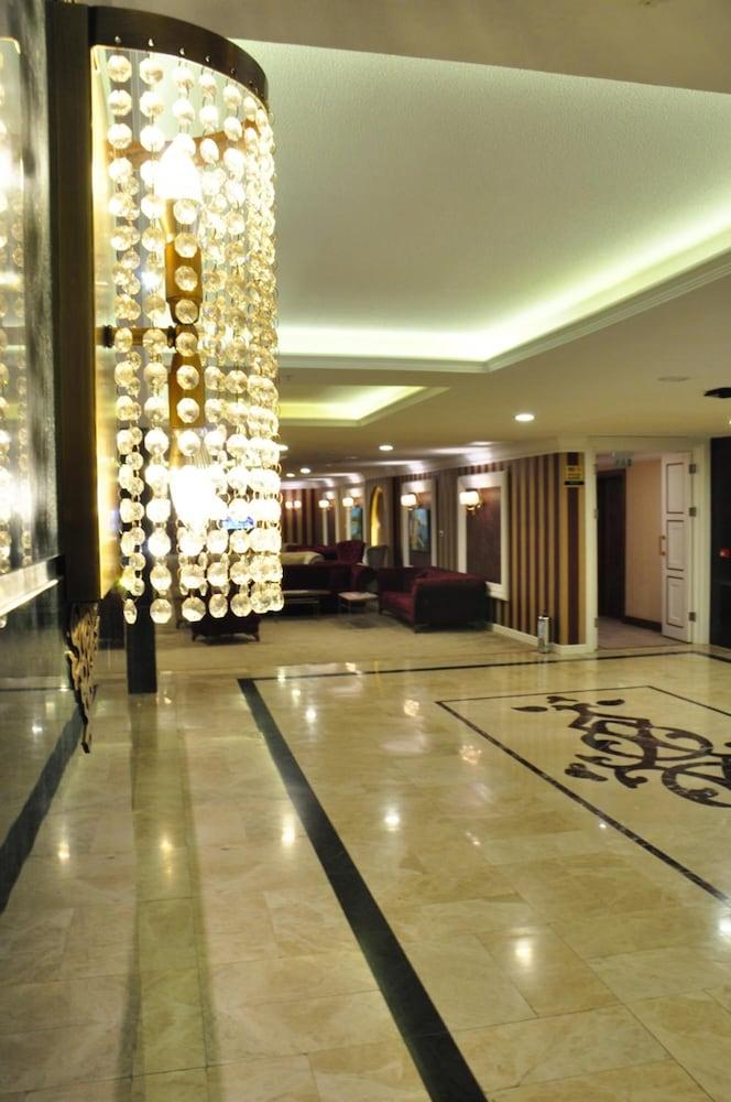 Inegol Royal Hotel - Lobby