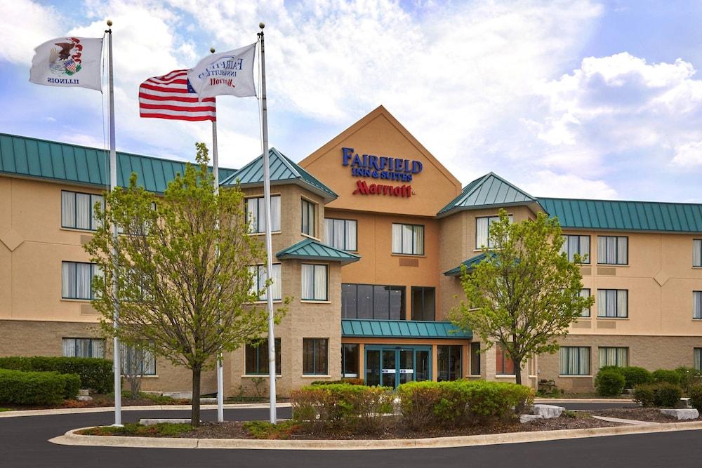 Fairfield Inn & Suites by Marriott Lombard - Featured Image