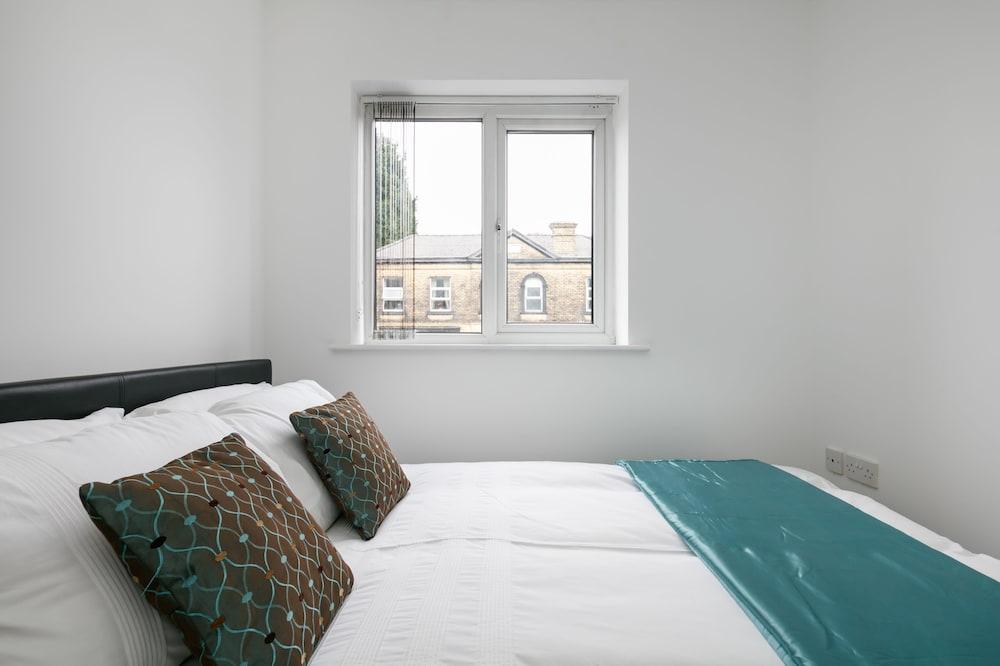 Bluestone Apartments - Richmond - Room