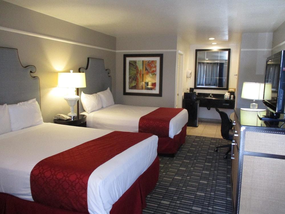 SureStay Hotel by Best Western Buena Park Anaheim - Room