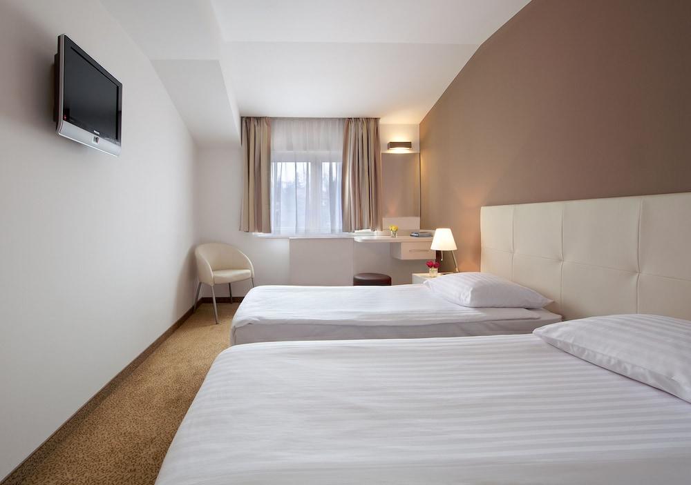 Hotel Jadran - Room