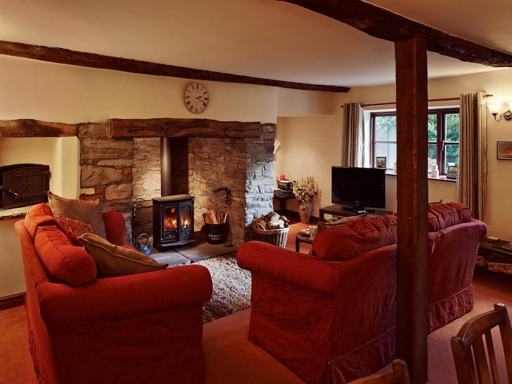 Cottage near 16th Century Farm with Large Oak Beams & Wonderful Chimney - Living Room
