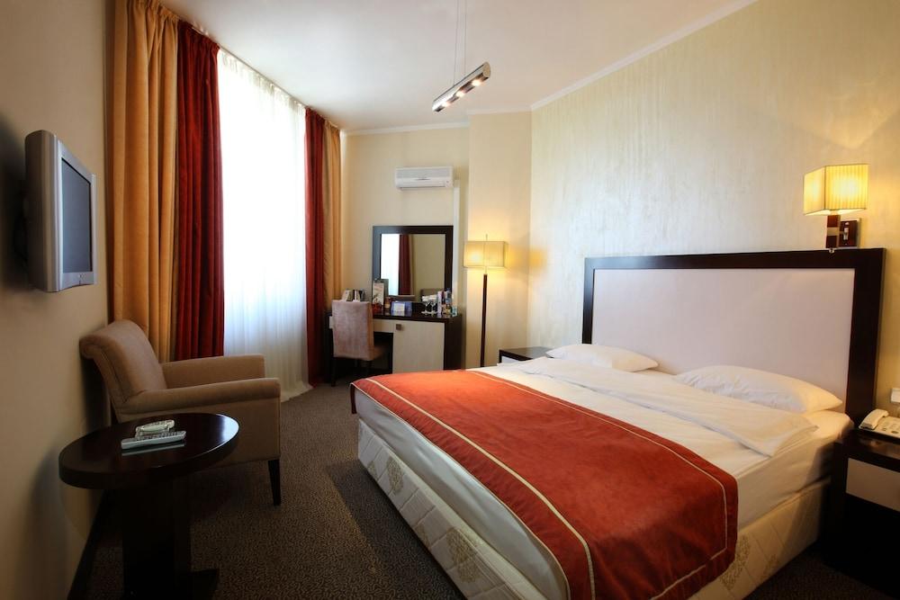 Hotel Kazakhstan - Room