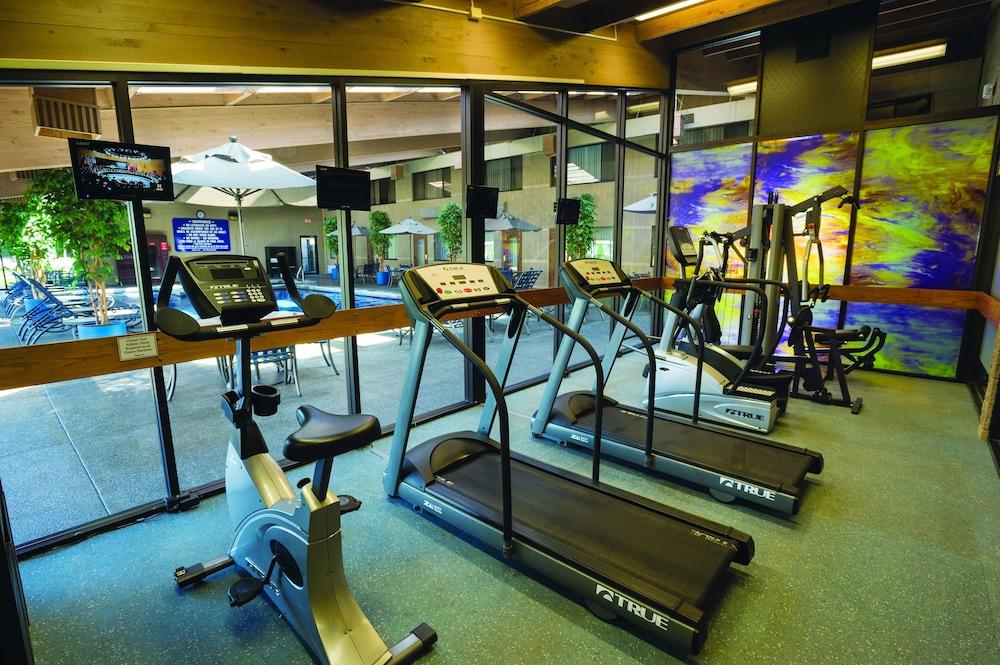 Best Western Plus University Inn - Fitness Facility