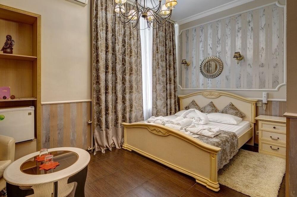 Hotel in Tekstilschiki - Featured Image