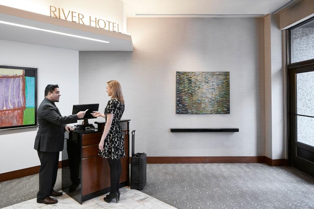 River Hotel - Reception