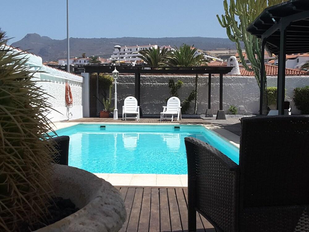 Suncanarias Villa Varadero - Outdoor Pool