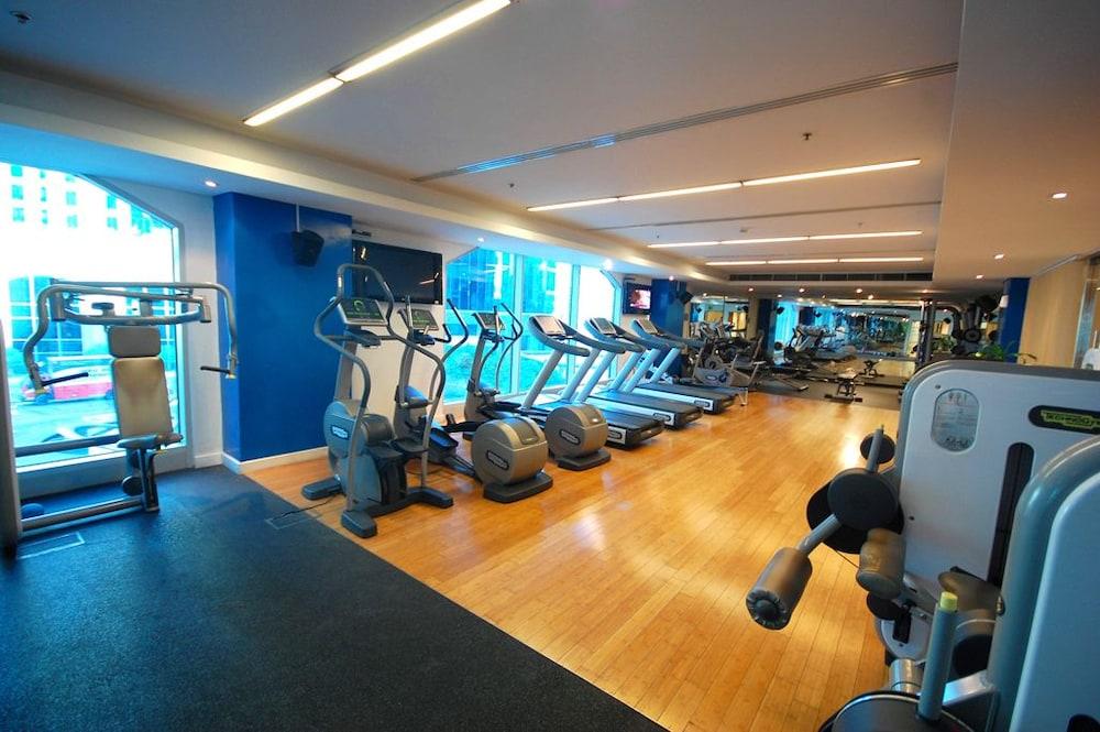 Kennedy Towers - Aurora - Fitness Facility