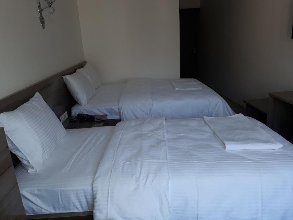 Toprak Hotel - Room