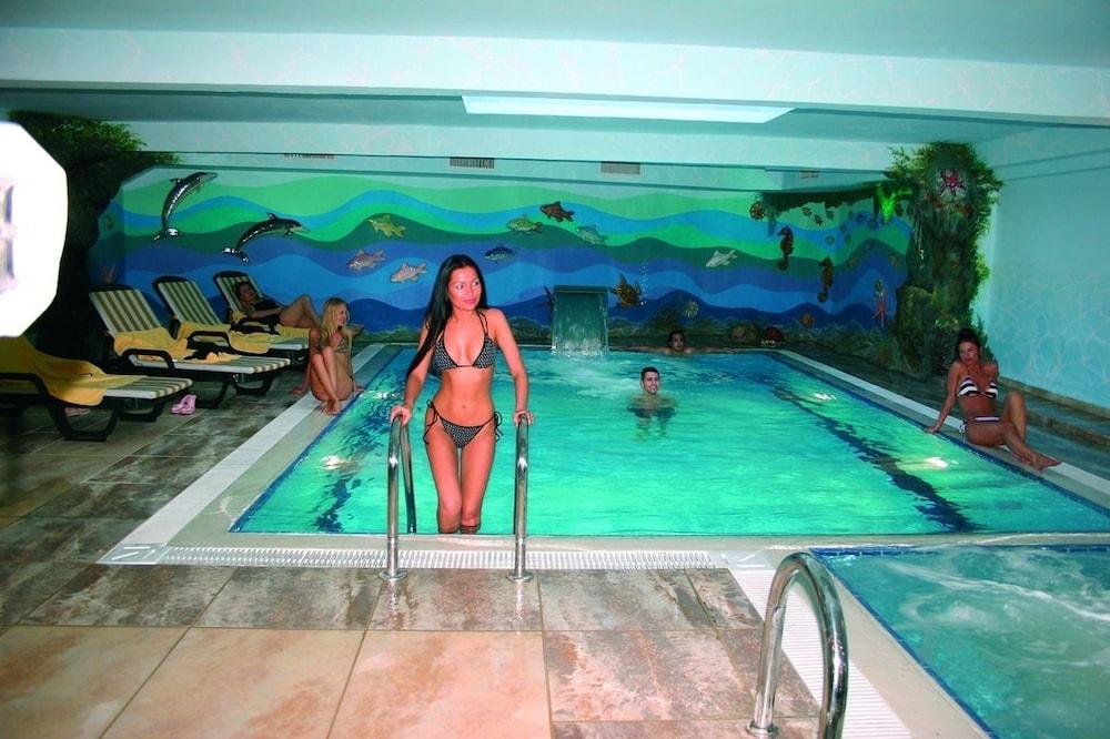 هيميروس لايف هوتل - Indoor Pool