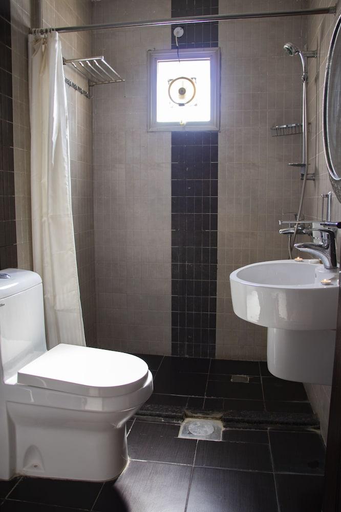 Magic Suite Plus For Hotel Apartment - Bathroom Shower