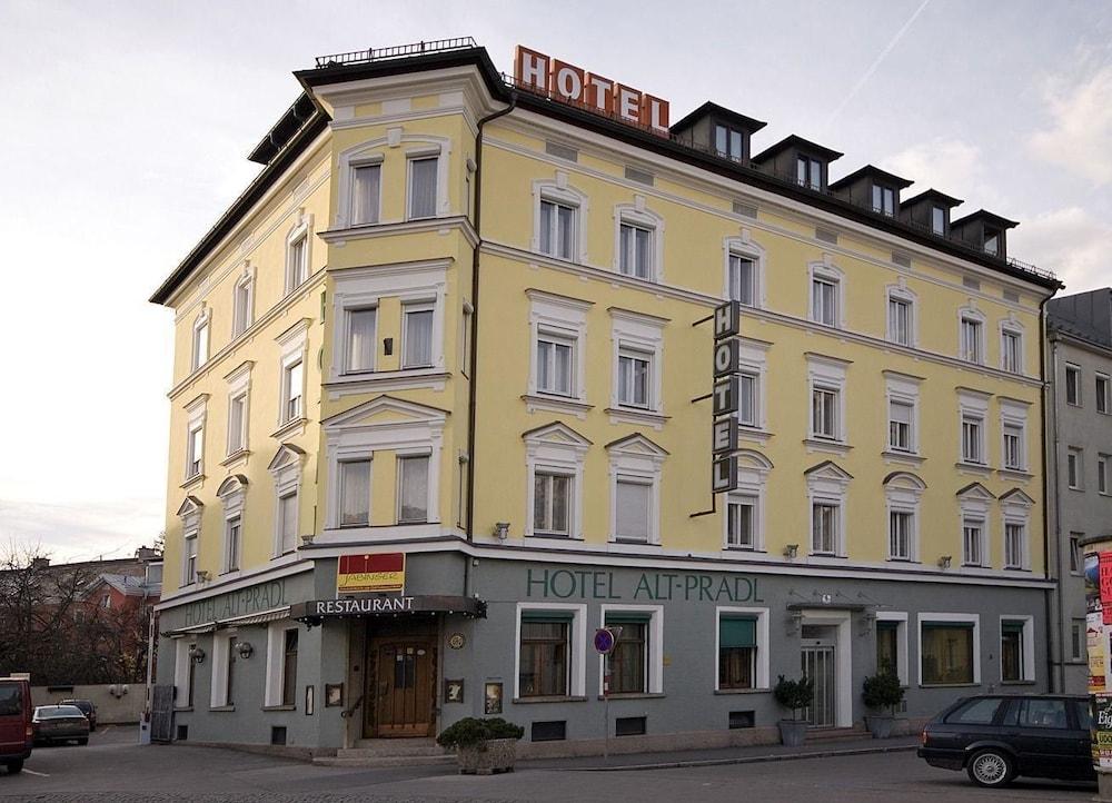 Hotel Altpradl - Featured Image
