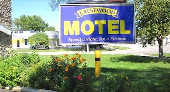 Crestwood Motel - Featured Image