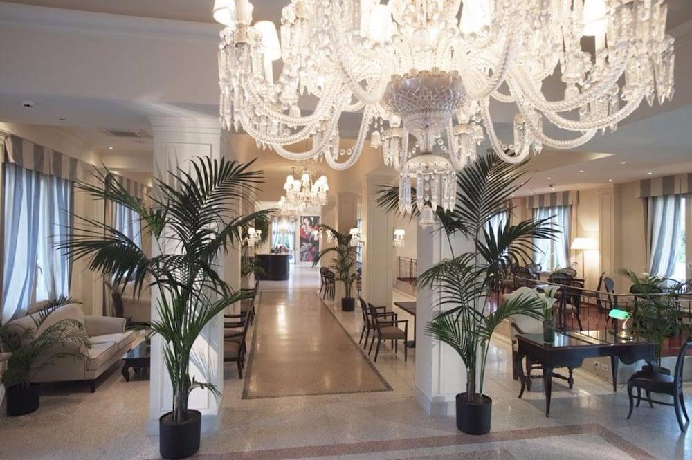 Savoia Hotel Regency - Lobby