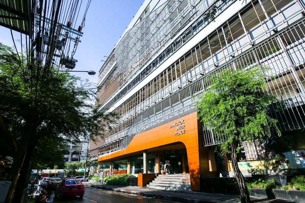 Bangkok Inter Place Hotel - Exterior