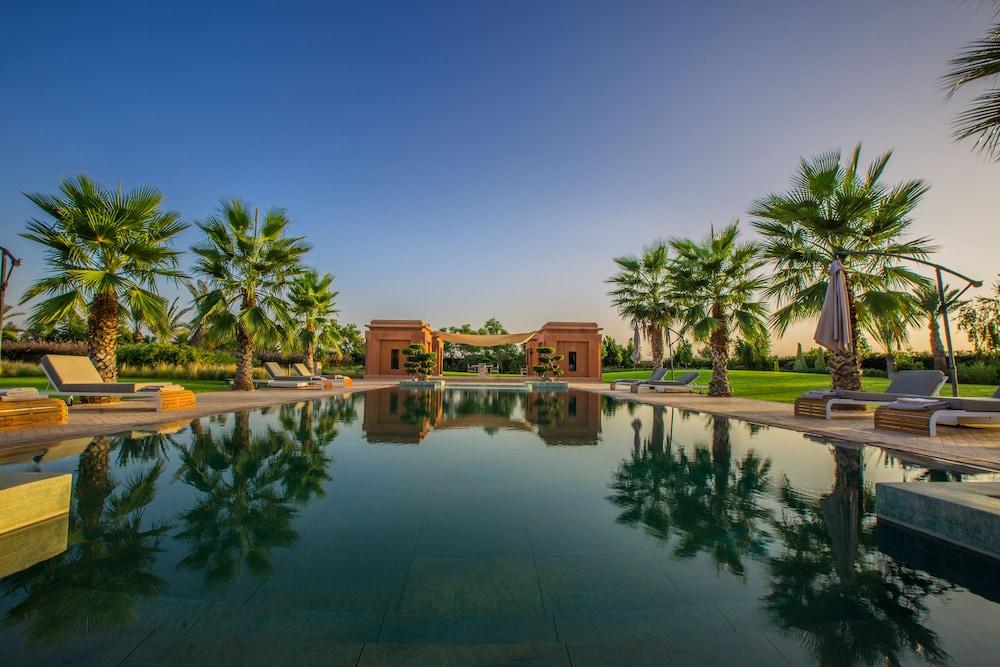 قصر جهار محال - Featured Image