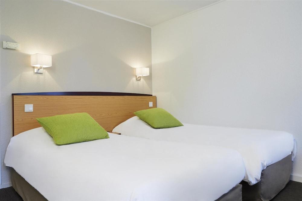 Campanile Lille Ouest - Lomme - Room