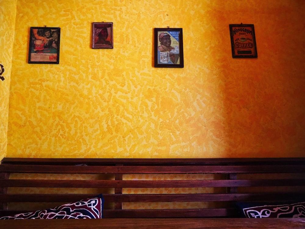 Zanzibar Coffee House - Interior