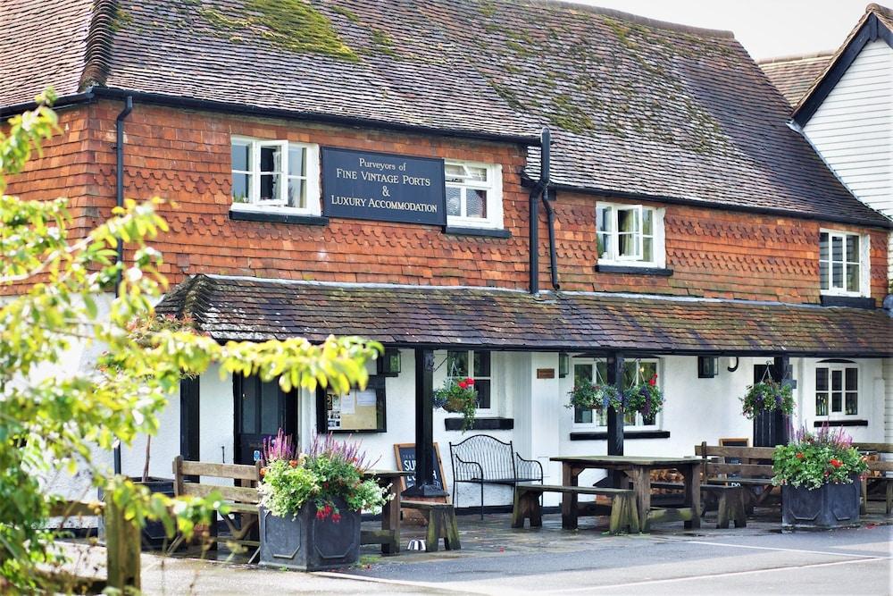 The Anchor Inn - Featured Image