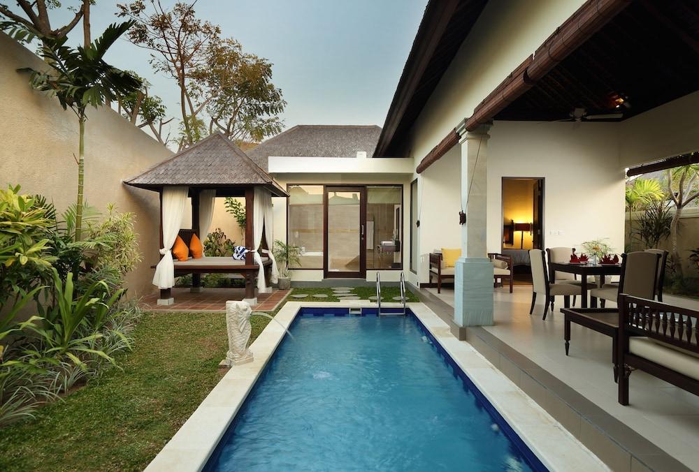 Aldeoz Grand Kancana Villa Bali - Private Pool