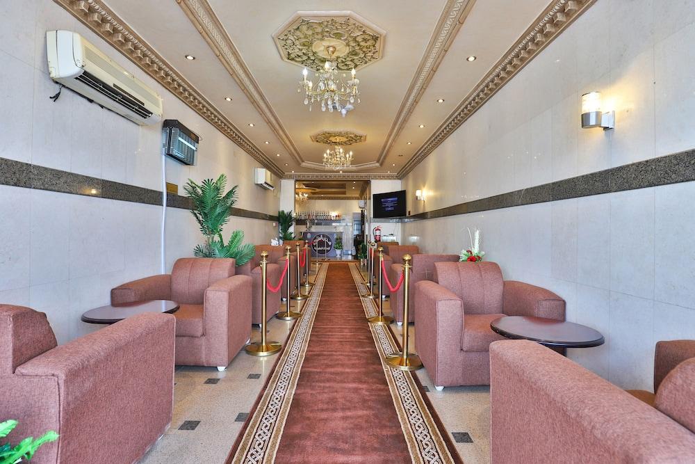 OYO 246 Hotel Hadeel Al Motamayezah - Reception