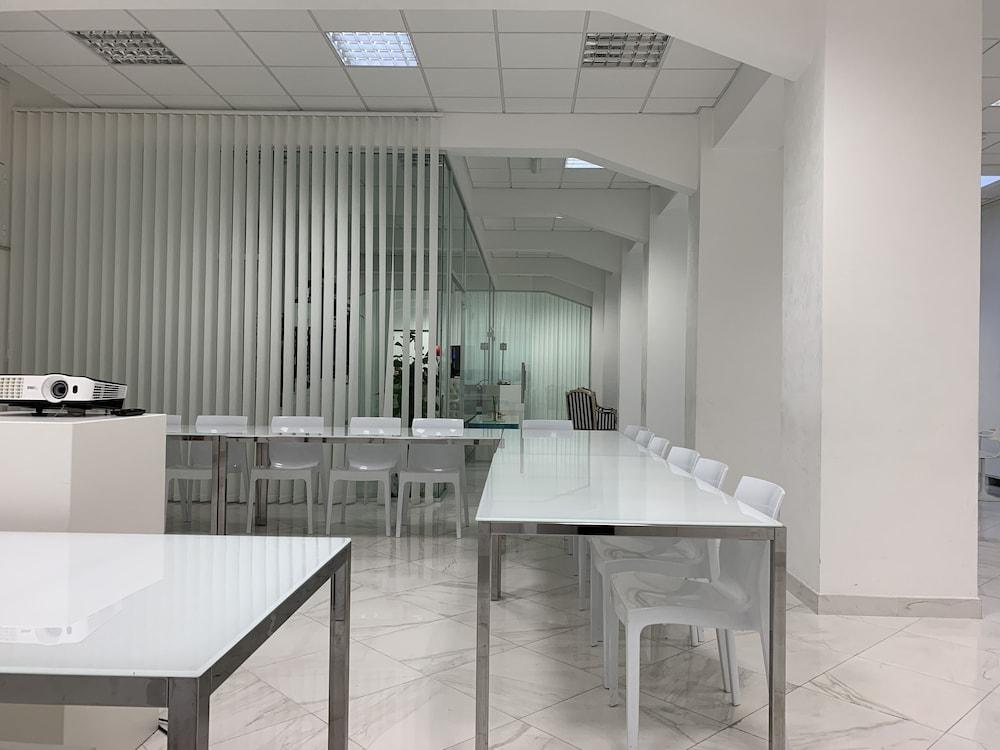 Morin 10 Rome Exclusive Suites - Meeting Facility