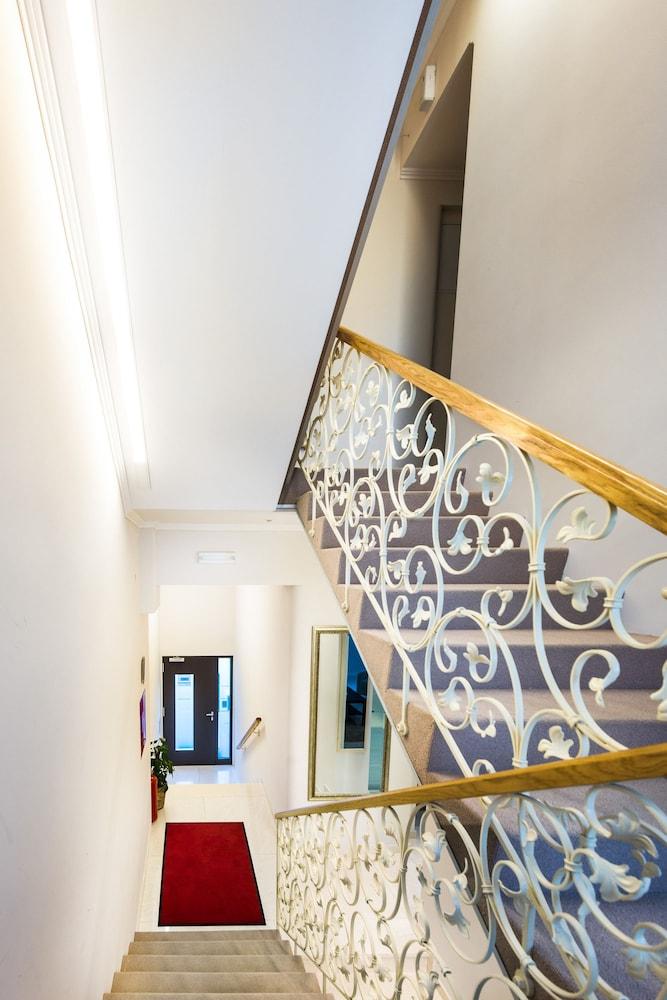 Madison Luxury Apartments - Interior Detail