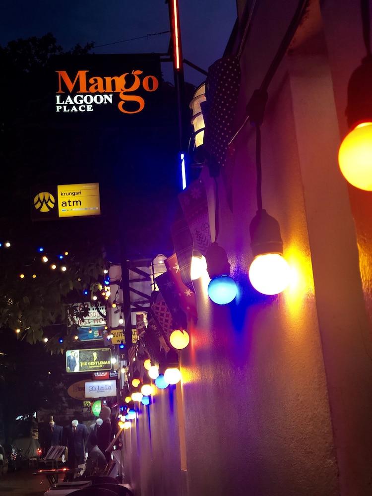 Mango Lagoon Place - Featured Image
