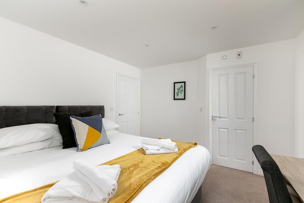 Hertford Serviced Apartments by Paymán Club - Room