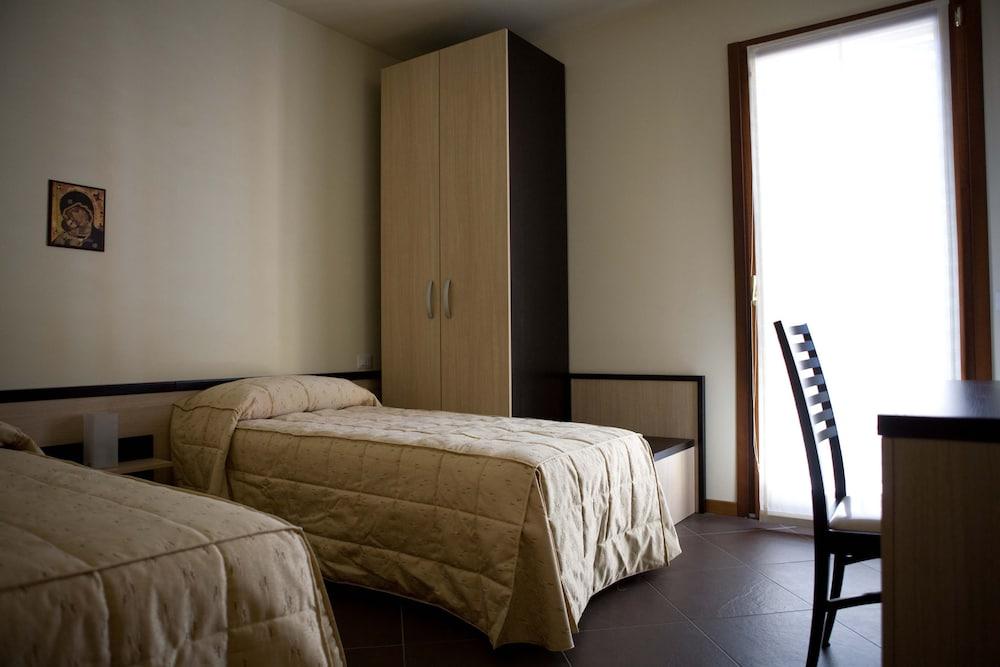 B&B Amalfi - Guestroom