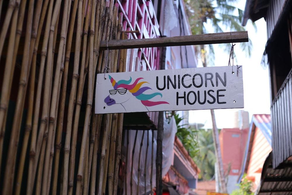 Unicorn Guesthouse - Featured Image