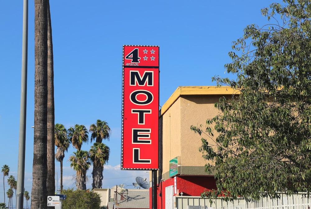 4 Star Motel - Featured Image