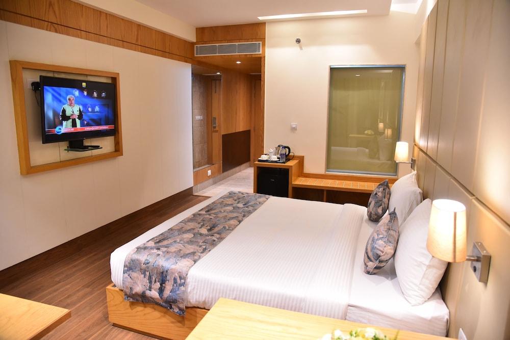 Hotel Narayanam - Room