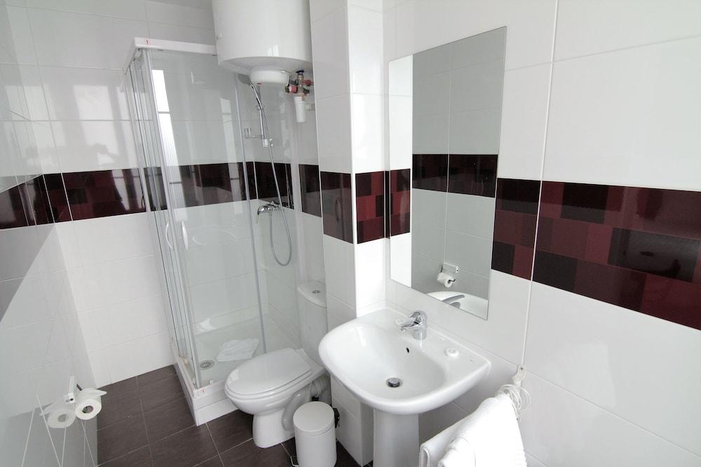 Hôtel Le Daly's - Bathroom