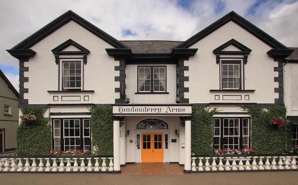 Londonderry Arms Hotel - Featured Image