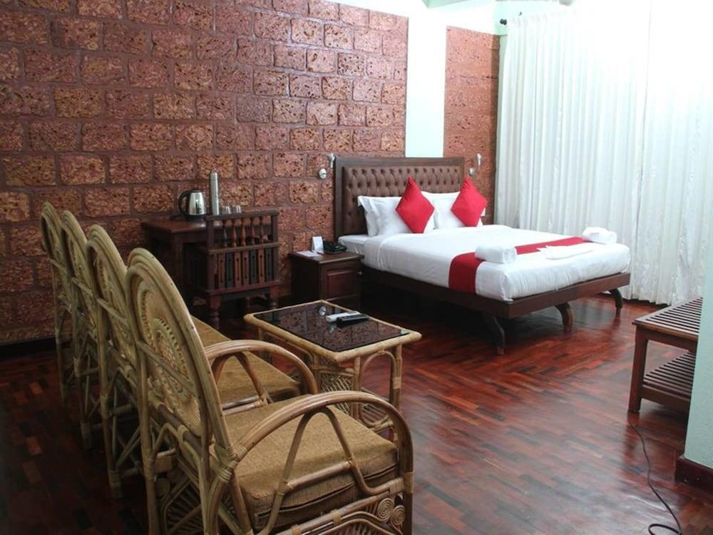 Hotel Nirmallyam Residency - Air conditioning