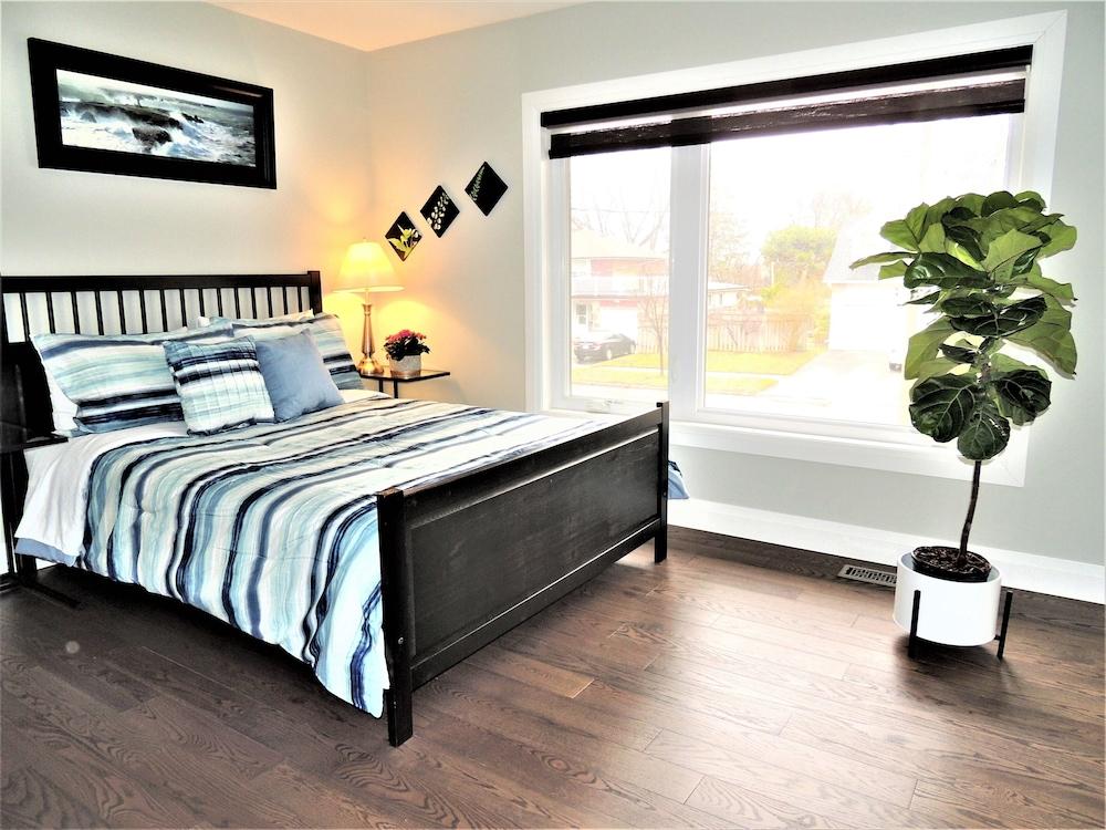 iResidence in Toronto- Vacation Home - Room