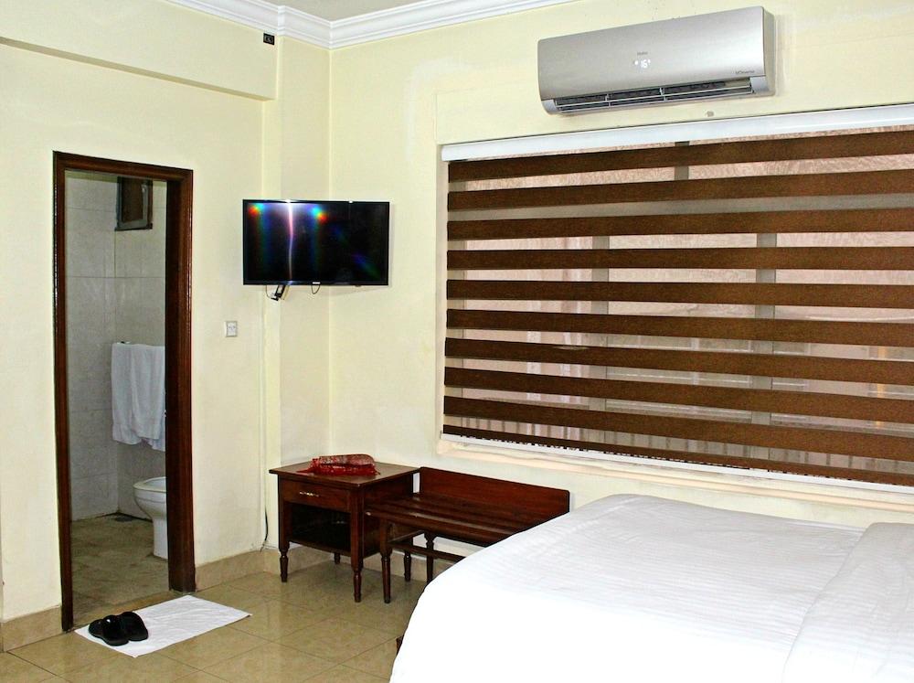 Hotel Akbar International - Room