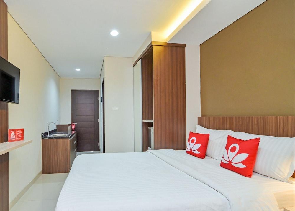 ZEN Rooms Residence 12 Cipete - Featured Image