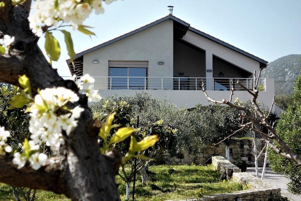 Eco Villa Belena for Nature & Wine Lovers - Featured Image