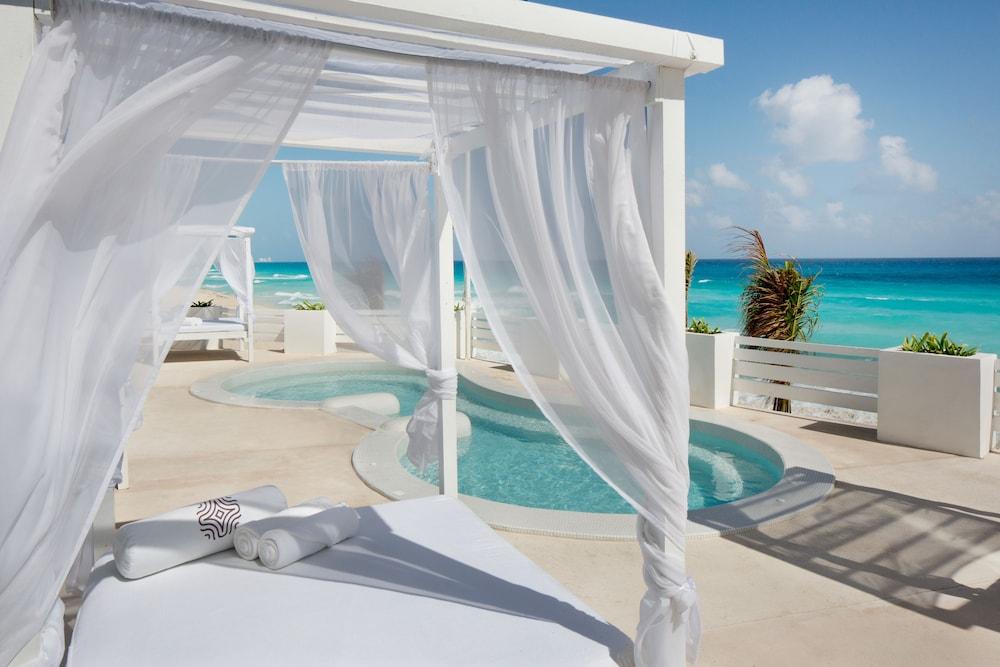 Oleo Cancun Playa All Inclusive Resort - Outdoor Pool