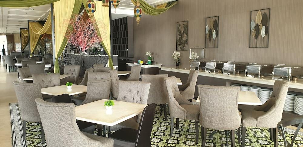 Rivoli Hotel Jakarta - Lobby Lounge