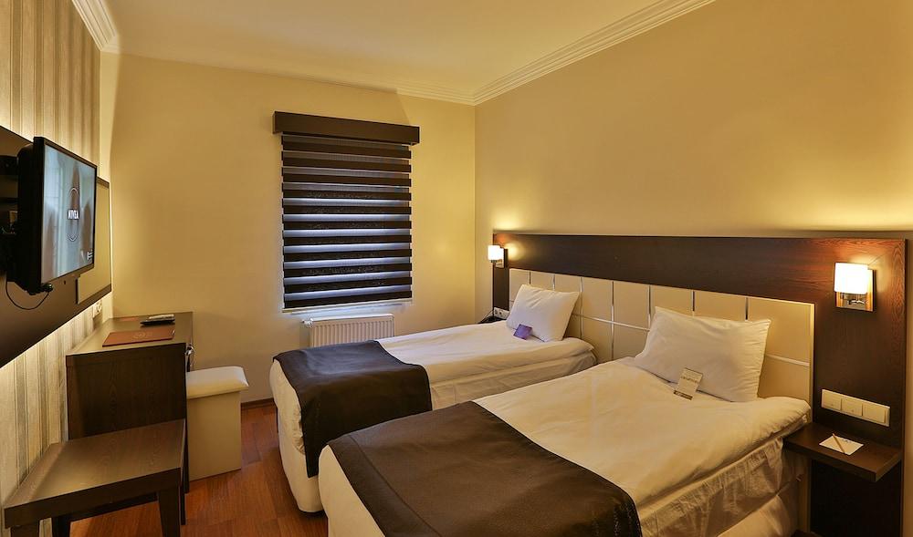 Garni Hotel - Room