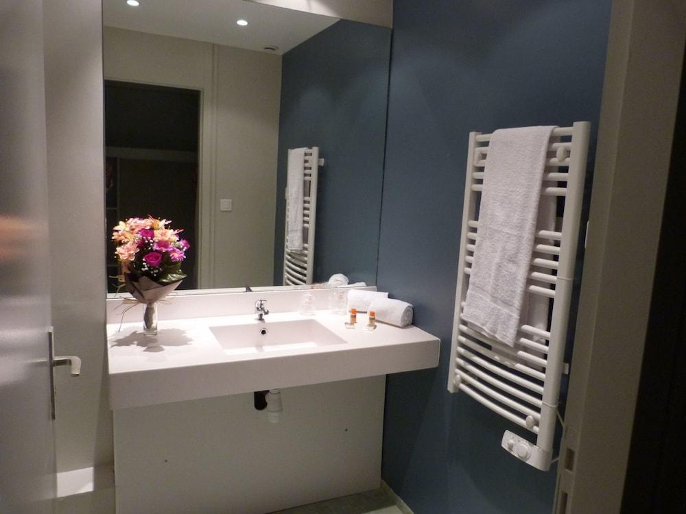 Yes Hôtel - Bathroom
