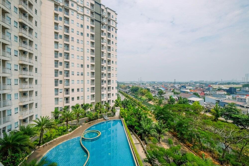 Wonderful 1BR Apartment at Mustika Golf Residence with Golf View - Outdoor Pool