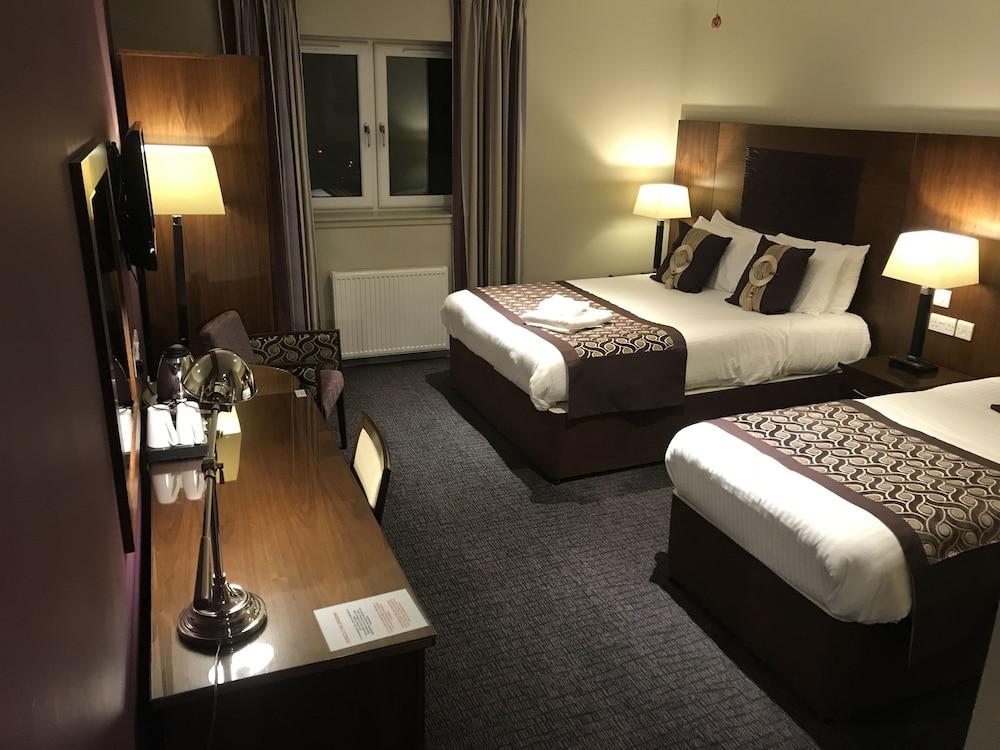 The Buchan Hotel - Room