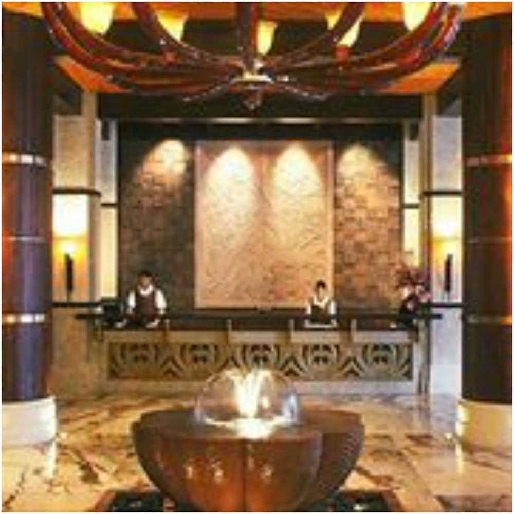 Fariyas Resort Lonavala - Lobby