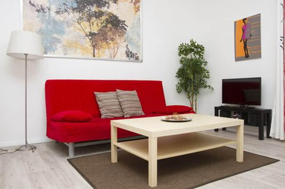 Primeflats - Apartments in Rixdorf - Living Room