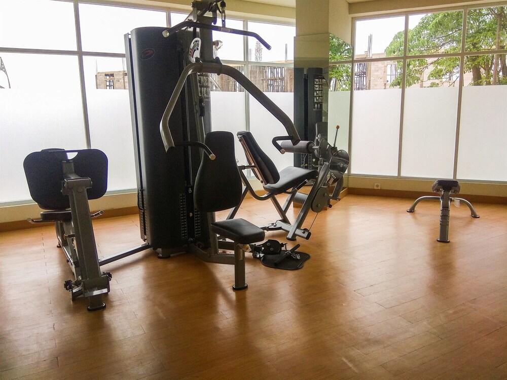 Wonderful 1BR Apartment at Mustika Golf Residence with Golf View - Fitness Facility