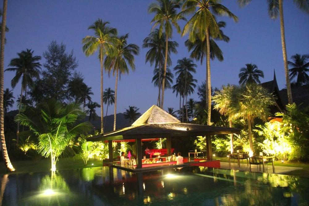 Siam Royal View Villas - Outdoor Pool